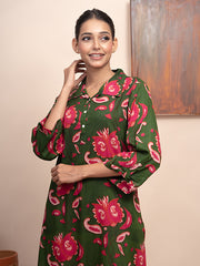 Dark green modal printed reversible collar kurta with pockets and shell buttons