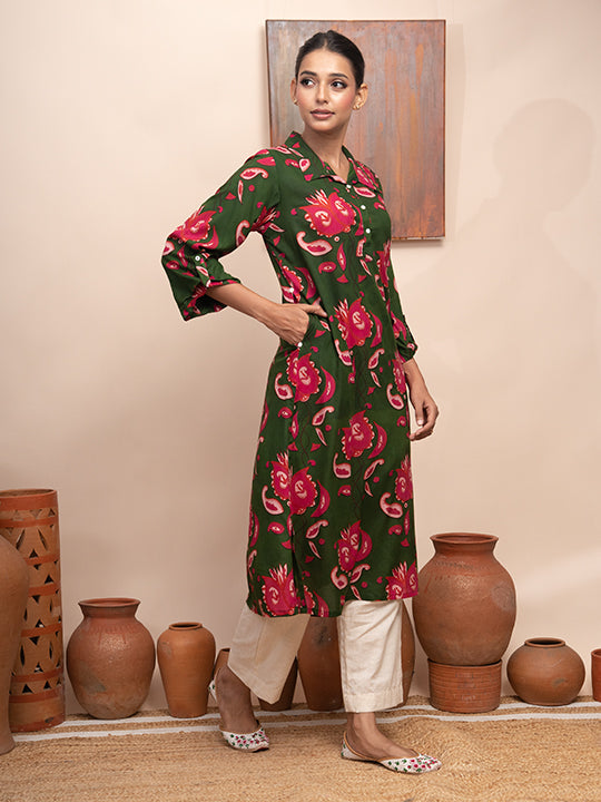 Dark green modal printed reversible collar kurta with pockets and shell buttons