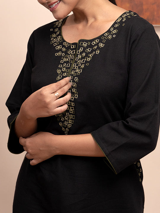 Black handloom cotton kashmiri hand thread embroidered kurta with pockets