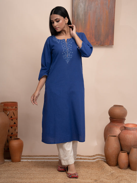 Blue handloom cotton kashmiri hand thread ebroidered kurta with pockets