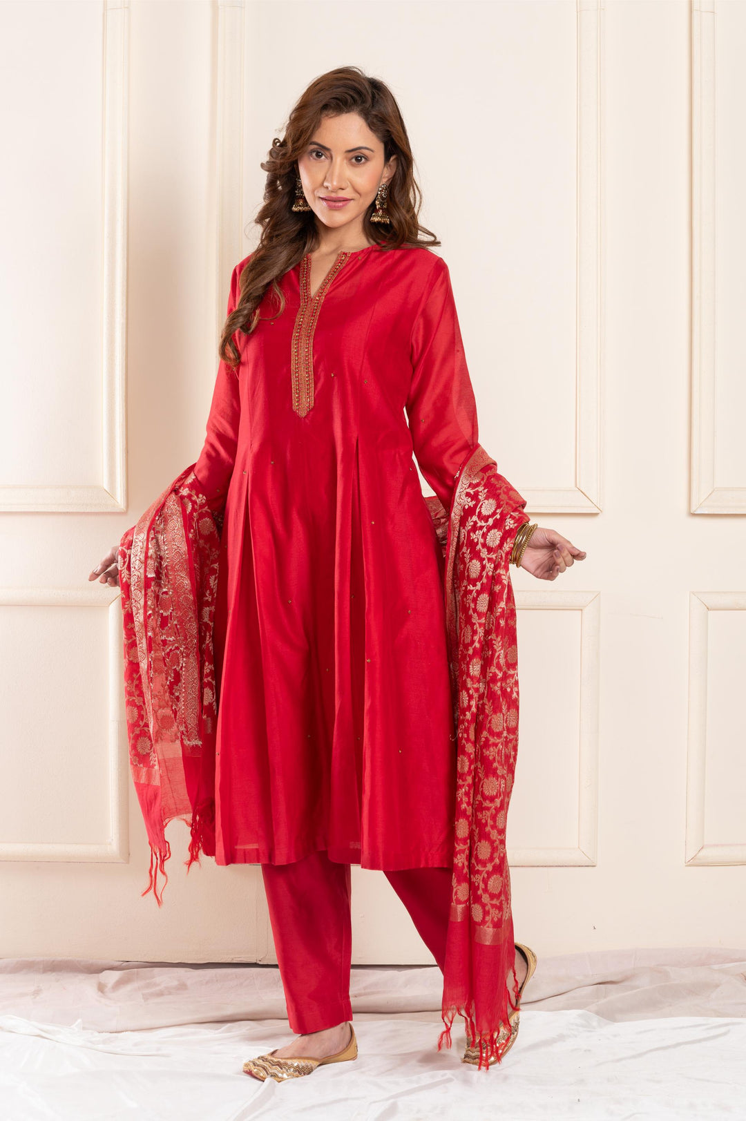 Women chanderi suitset red