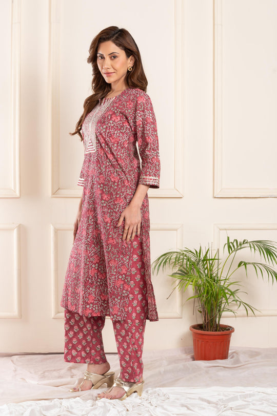 Women cotton blockprint gotta pati-roundneck straight fit suitset marron