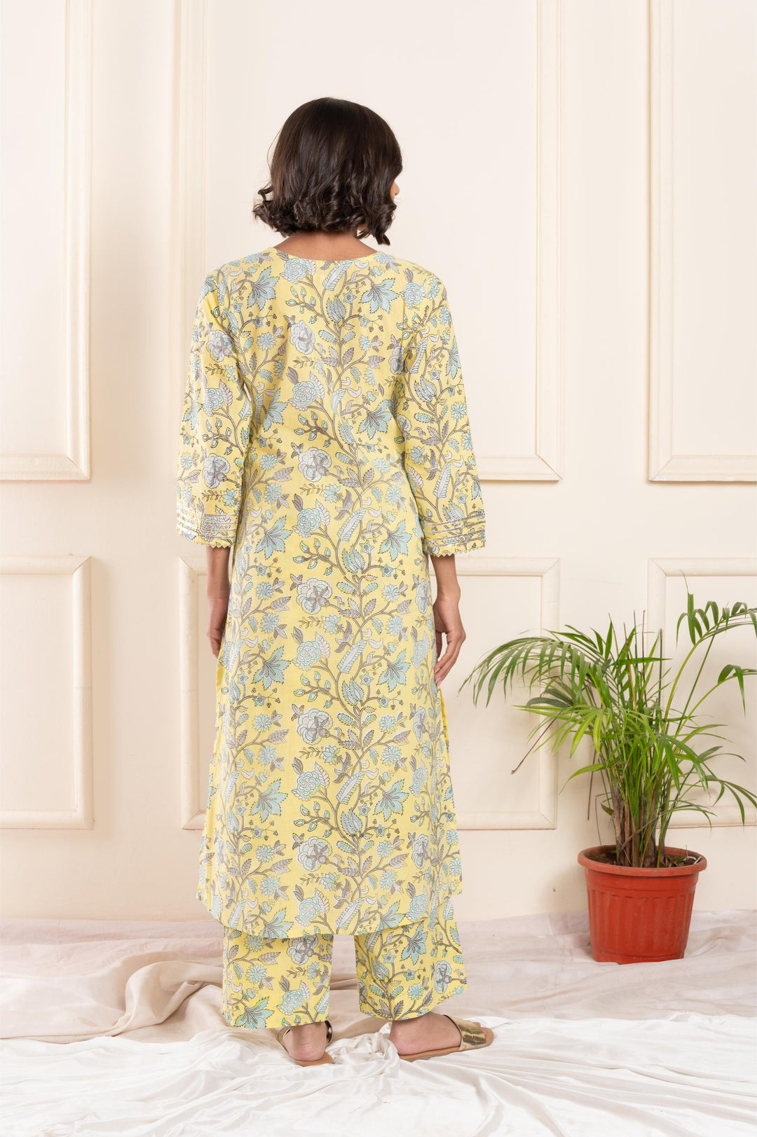 Women cotton blockprint gotta pati vneck a line suitset lemon yellow