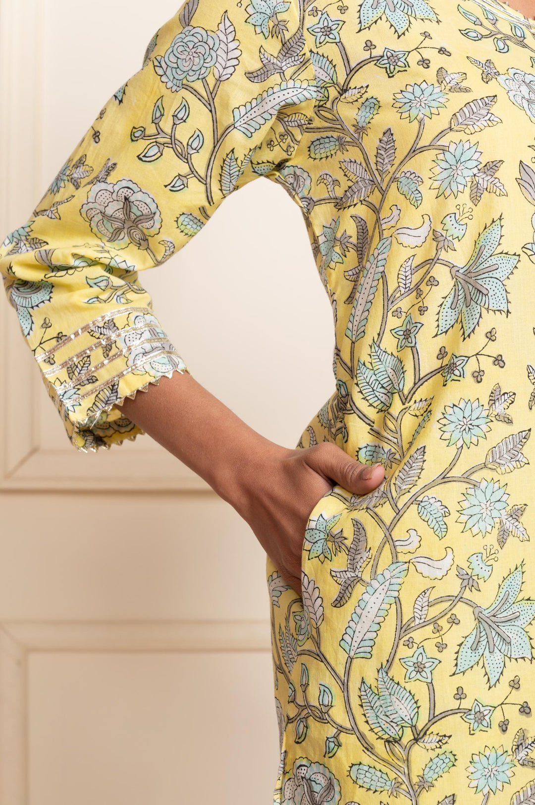 Women cotton blockprint gota patti suitset lemon yellow