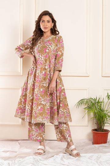 Women cotton blockprint gotta pati vneck straight fit suitset pink
