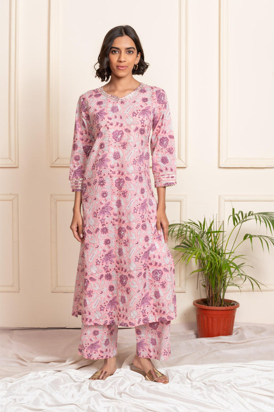 Women cotton blockprint gotta pati vneck straight fit suitset rose pink