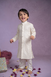 Ivory Lucknowi Kurta With Pyjamas