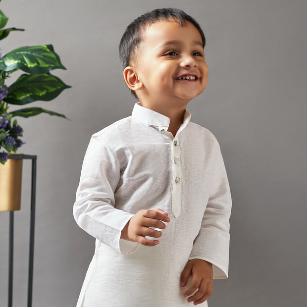 Ivory Solid Kurta With Pyjama Set For Boys